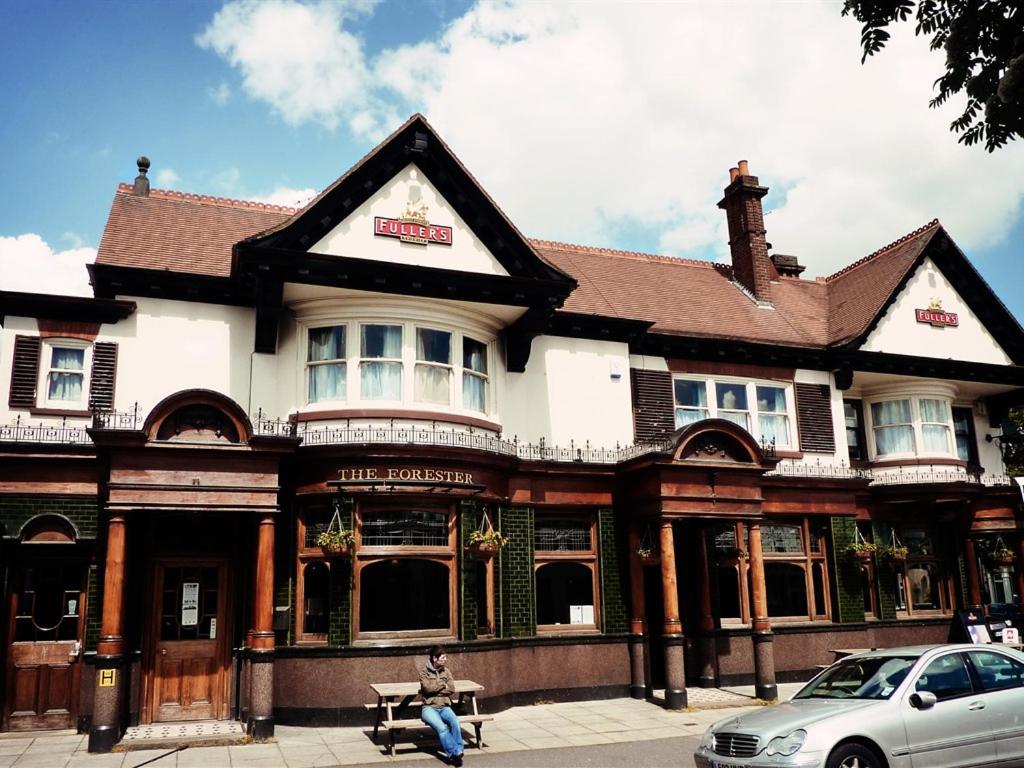 The Forester Ealing Лондон Экстерьер фото